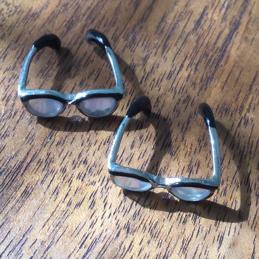 New Cateye Glasses 2 Ring Set